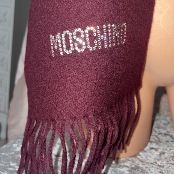 Moschino scarf Swarovski rhinestone crystal diamonds wine red Burgundy purple - Picture 3 of 7